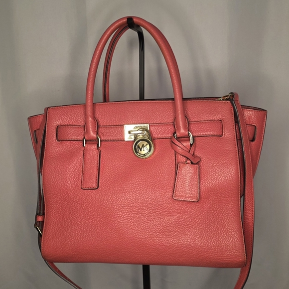 Michael Kors Handbags - Michael Kors Coral Hamilton